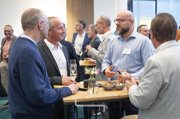 Photo of the Yitch opening