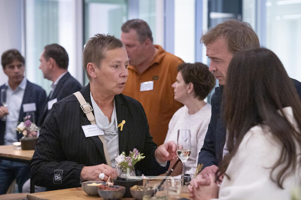 Photo of the Yitch opening