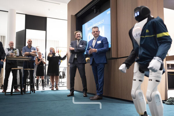 Photo of the Yitch opening