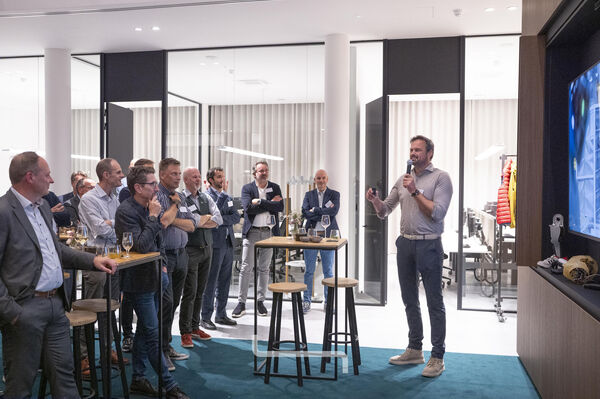 Photo of the Yitch opening